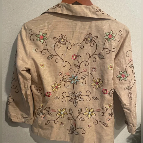 Silkland floral embroidery jacket size Small - Picture 6 of 7